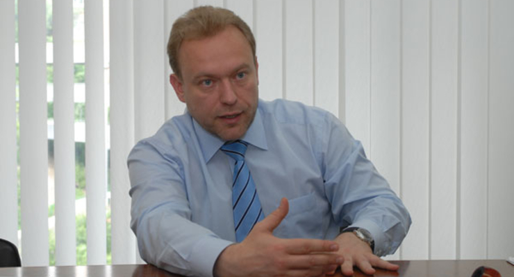 Бродский попросил Януковича уволить Волгу