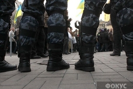 Милиция перекрыла подход к Администрации Президента