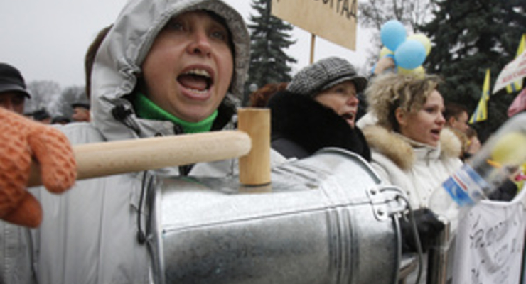 Бастующие предприниматели перекрыли движение в центре Киева