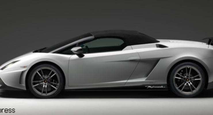 Lamborghini представила новый суперавтомобиль