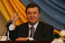 Янукович подписал закон об отмене 23 видов лицензий (текст закона)