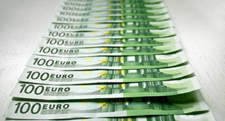 Курс евро обвалился на межбанке