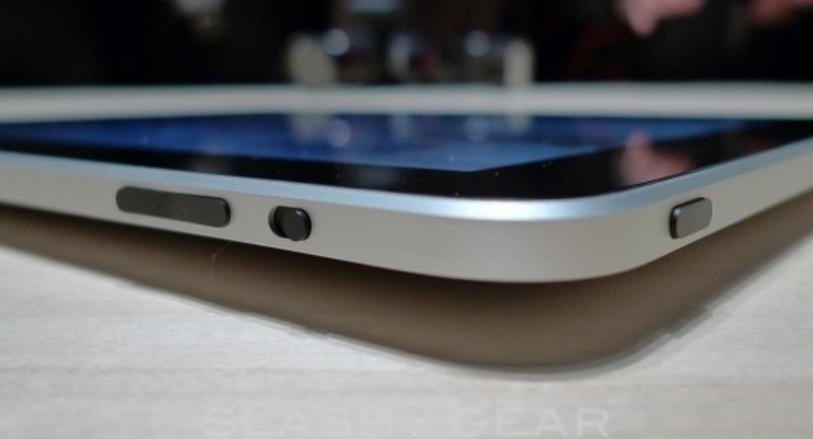 В России за сутки раскупили четверть завезенных планшетов iPad