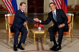 Медведев хочет, чтобы ФРС ничего без него не решала