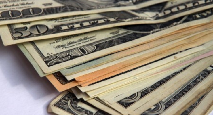 Доллар подорожал