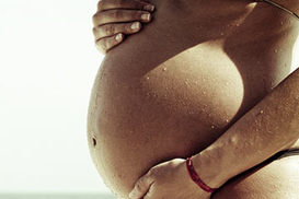 Более 20% украинских мам не получают пособие по беременности и родам