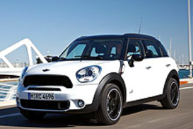 MINI назвала цены на авто Countryman в Украине