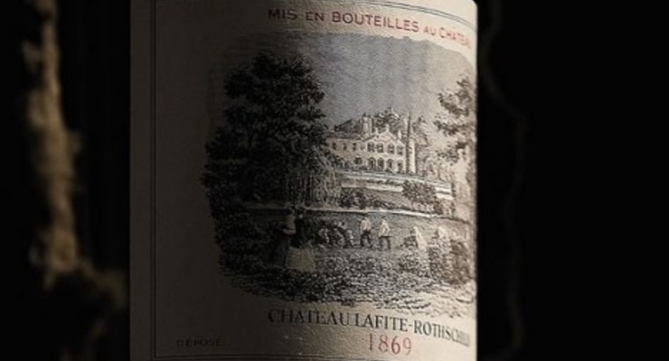 В Гонконге продана самая дорогая бутылка вина в мире