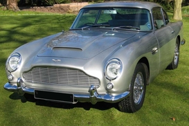 Автомобиль Джеймса Бонда продали за 4,1 млн долларов