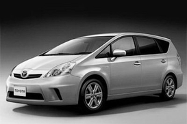 В Детройте покажут новый гибридный автомобиль Toyota