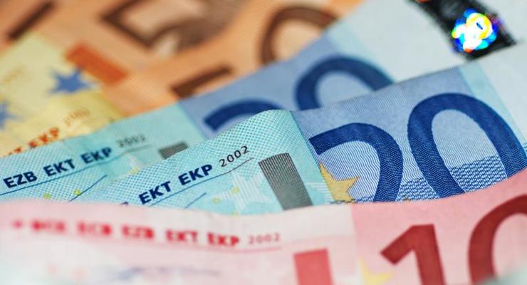 За евро на межбанке дают 11,07 гривен