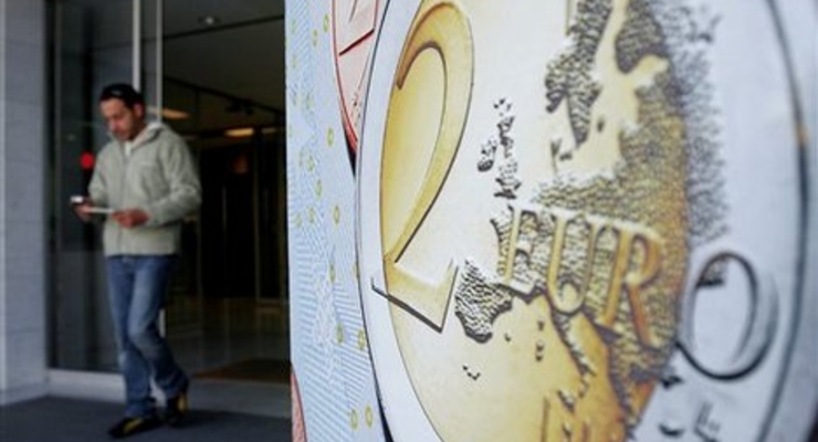 За евро на межбанке дают 11,07 гривны