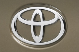 Toyota отзывает более миллиона автомобилей