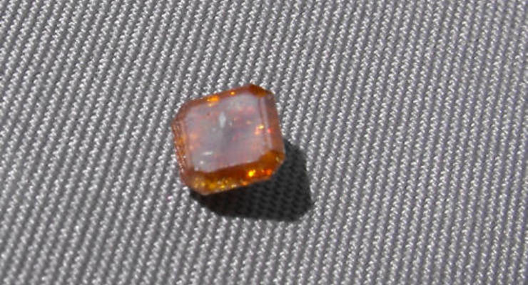 В ЮАР нашли редчайший алмаз