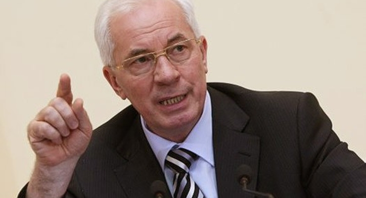 Азаров пообещал киевлянам три станции метро до конца 2010 года