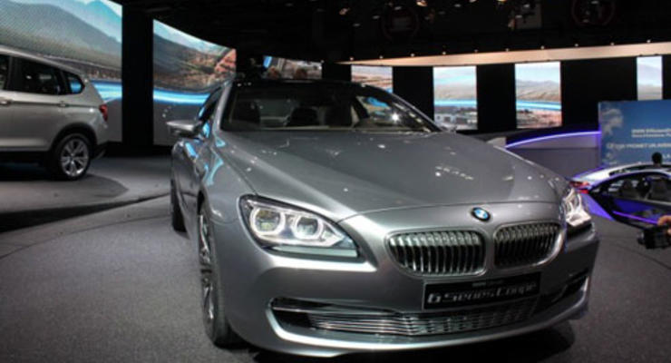 BMW показал в Париже новый автомобиль