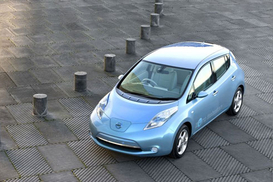 Nissan представил в Париже новый автомобиль