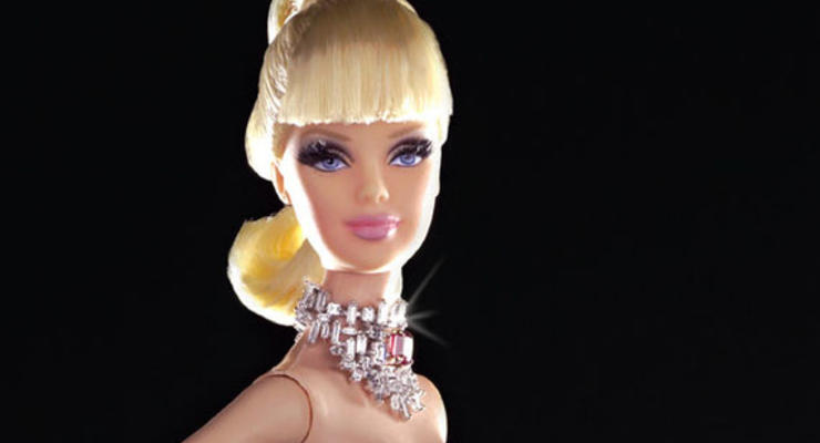 В Нью-Йорке продадут самую дорогу в мире куклу Барби