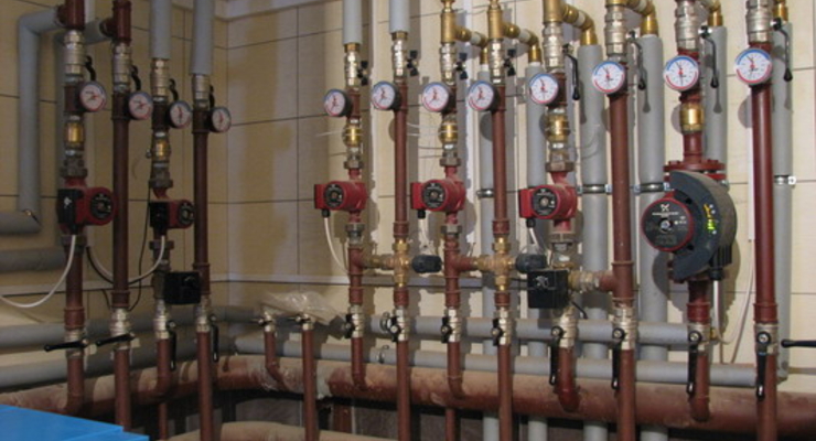 Клюев потребовал немедленно начать отопительный сезон