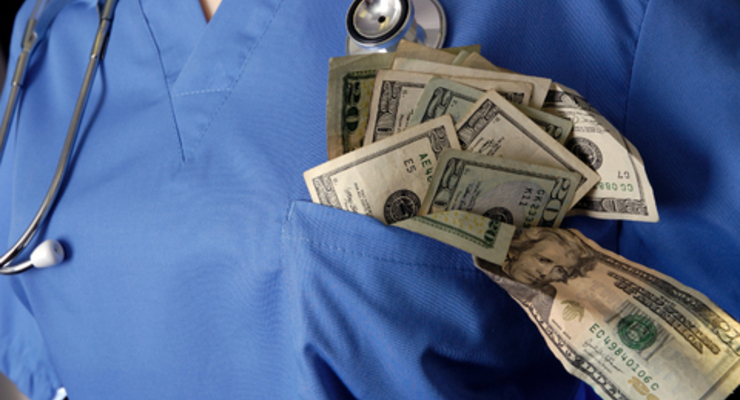 Медстраховки снова ударят по карману ценой