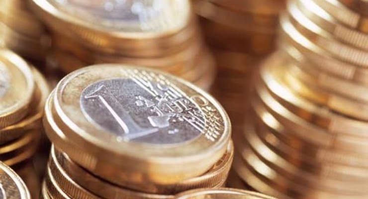 Евро вырос:официальные курсы валют на 4 октября