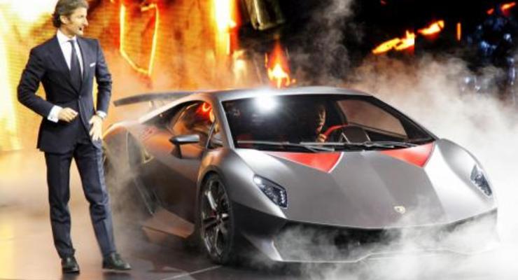 Lamborghini представил в Париже автомобиль Sesto Elemento