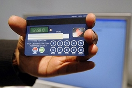 В США показали пластиковые карты нового поколения