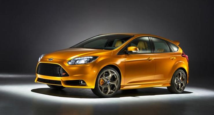 Ford показал новый оранжевый Focus ST