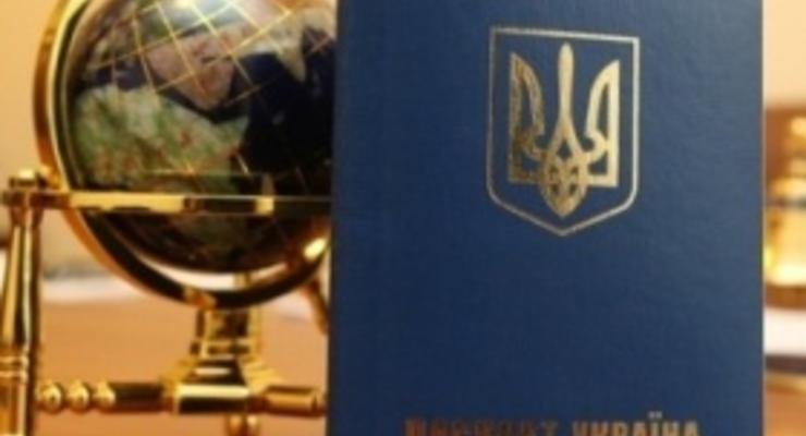 В Украине дефицит заграничных паспортов
