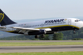 Ryanair вводит в самолетах стоячие места