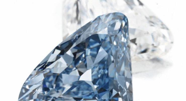 Кольцо «Голубой бриллиант» продают за 12 млн долларов