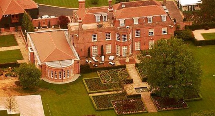 Бэкхемы продадут свое имение за 28 млн долларов