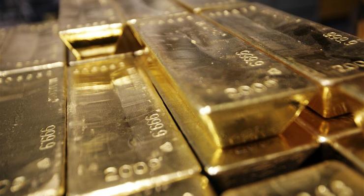 В Лондоне сократился объем торгов золотом