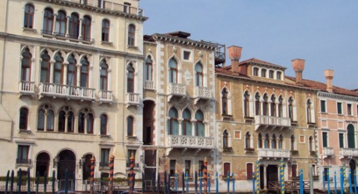 Доронин купит Наоми Кэмпбелл дом Дездемоны