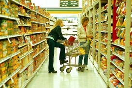 Киевляне сметают продукты с прилавков