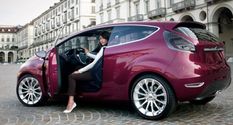 Ford создаст кроссовер на базе автомобиля Fiesta