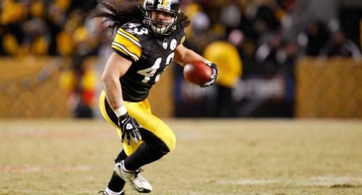 Футболист застраховал волосы на миллион долларов