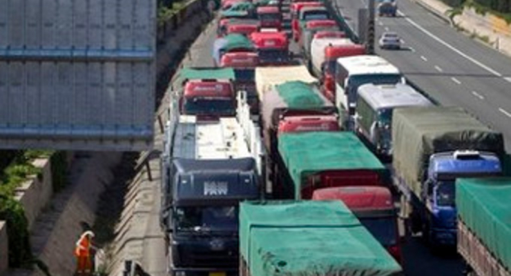 Пробка в Китае растянулась до 260 километров