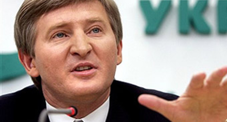 В Украине появился еще один орденоносец - Ахметов