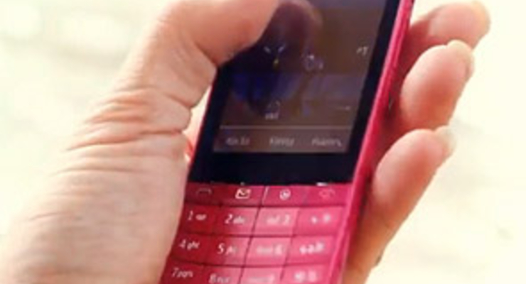 Nokia представила сенсорно-клавишный телефон