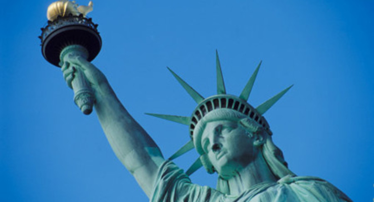 Статую Свободы закроют на год