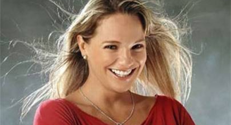 Красивым женщинам не доверяют серьезные должности