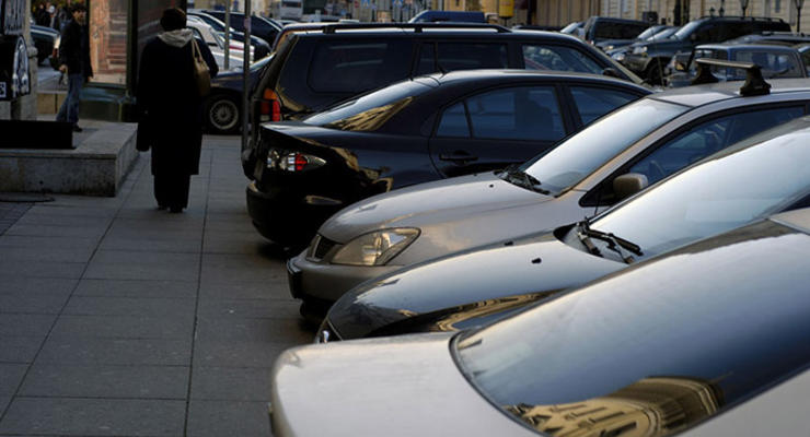 Киев выпал из топ-50 городов с самой дорогой парковкой