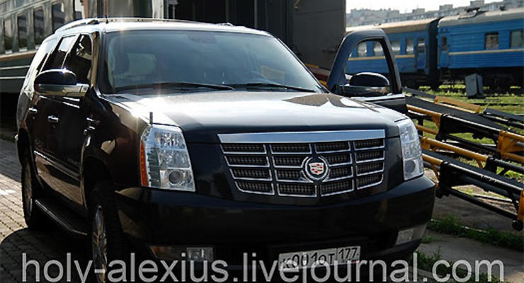 Кирилл привозил в Киев свой Cadillac Escalade