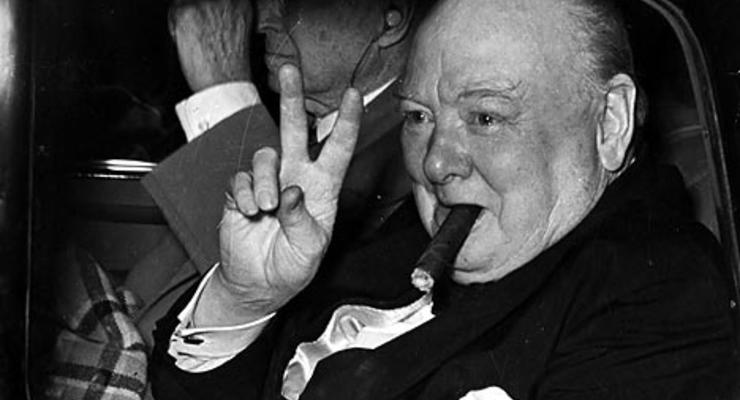 Вставную челюсть Черчилля продадут с аукциона