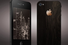 iPhone 4 изготовили в деревянном корпусе