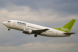 Трое украинцев будут судиться с AirBaltic