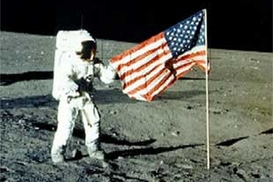 Американец украл декларацию астронавта Армстронга