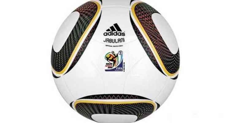 Мяч финала ЧМ-2010 продали за 74 тыс. долларов