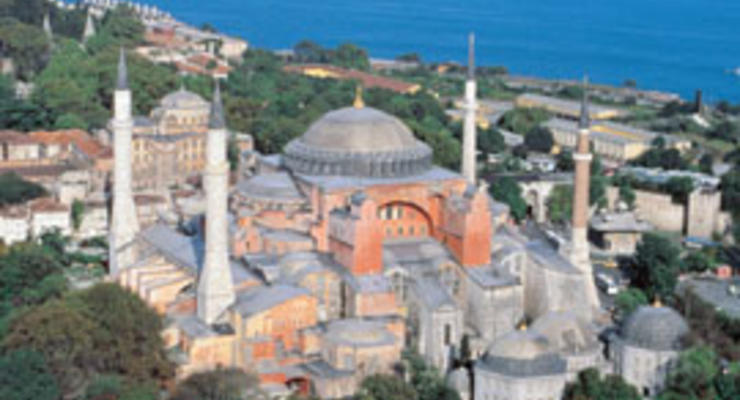 TEZ Tour расселит туристов в Турции